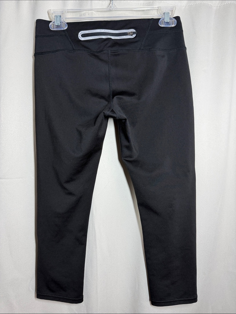 Athleta Black Capri Leggings Small